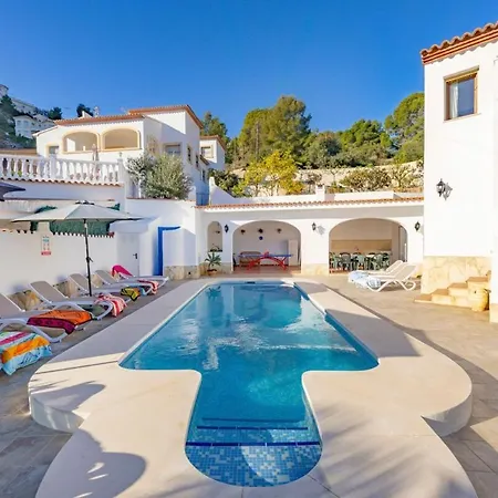 Villa Solari - Plusholidays *